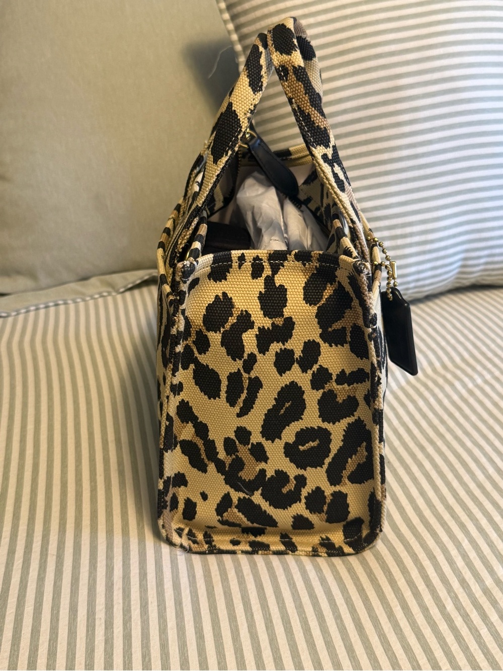 NWT Coach Leopard-Print Canvas Crossbody Bag in Tan and Black. - Picture 3 of 4
